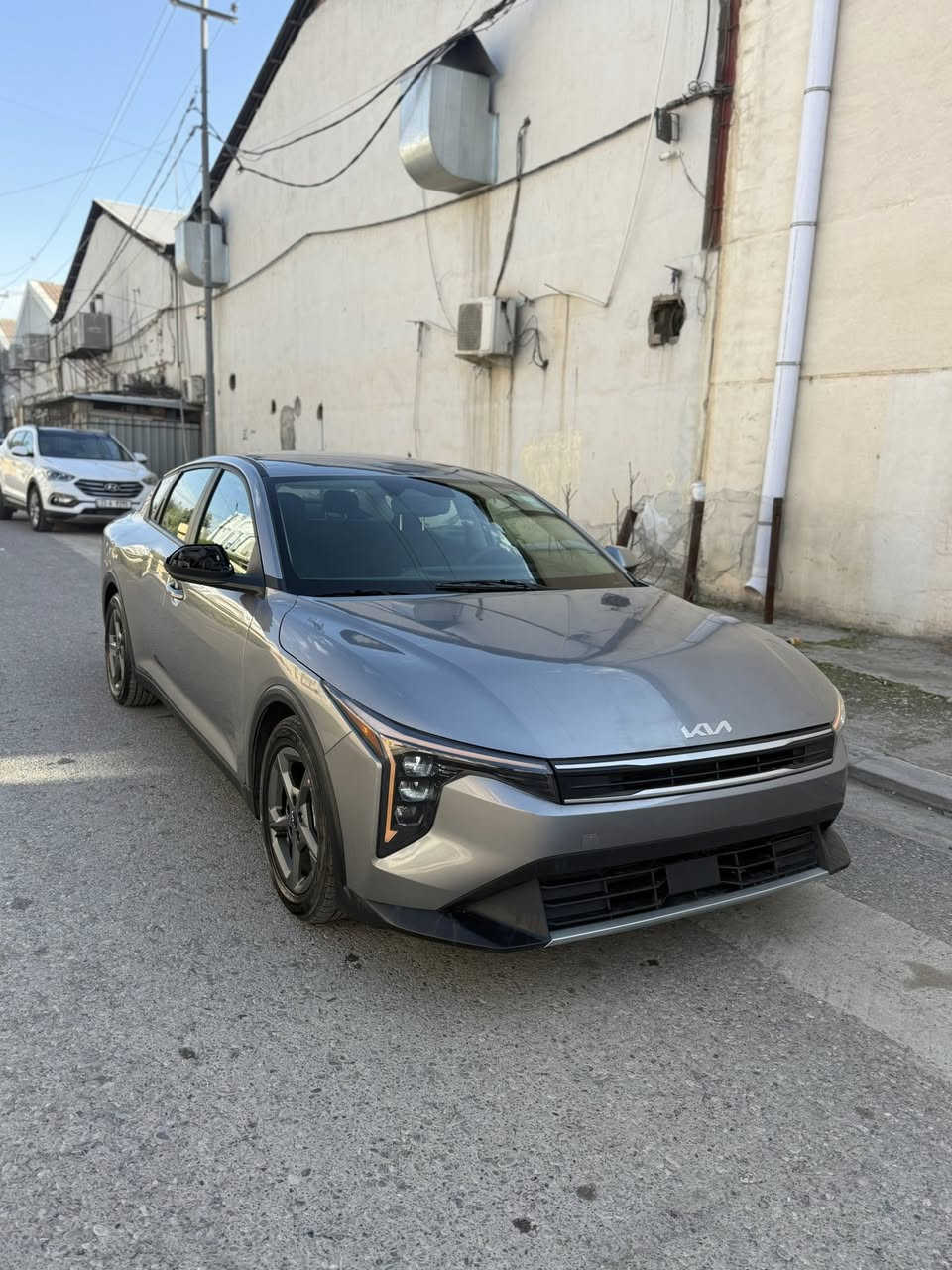 السلام عليكم      السعر ب157لبيع فقط بدون مراوس👉👍

موديل 2025❤️
السعرب157
K4 أمريكي 
ماشية 19miX
حادث بنيد صبغ جاملوغ بارب 
بدون دواخل
بدون ايرباك 
مازده 
بك لايت لد
بصمة تشغيل عن بعد
رادار كل الجهات 
توقف ذاتي 
توقف خلفي
شاشة متصل
ثلاث وضعيات للكاميرا 
مكان سيارة اربيل 🚗
الشراي يتصل ***********📞
***********📞
