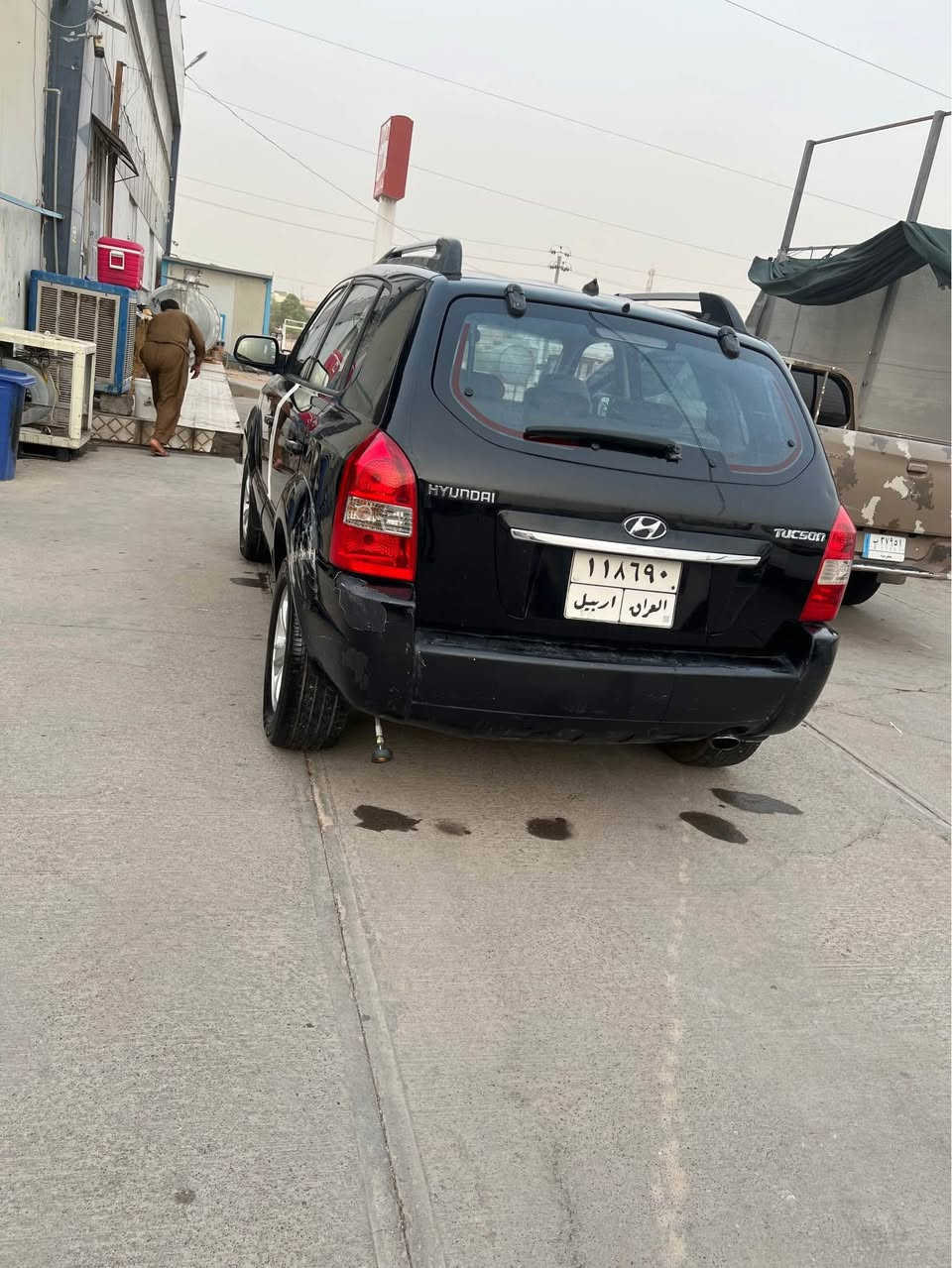 تۆکسون مودیل٢٠٠٩
غاز بانزین سنوي  بەسەر جوە فحس و هەزەی نوێیە کیر و مکینە محرك بشرط  ***********
شوێن اربیل ٣ قطعە سبغ لەگەل جەمپەکی پشتەوە پێشی کەپسە سعر ٩٤ أربيل, العراق
