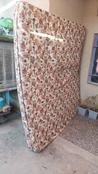 دوشك اسفنج • نفرين • البياع الشرطة الرابعة