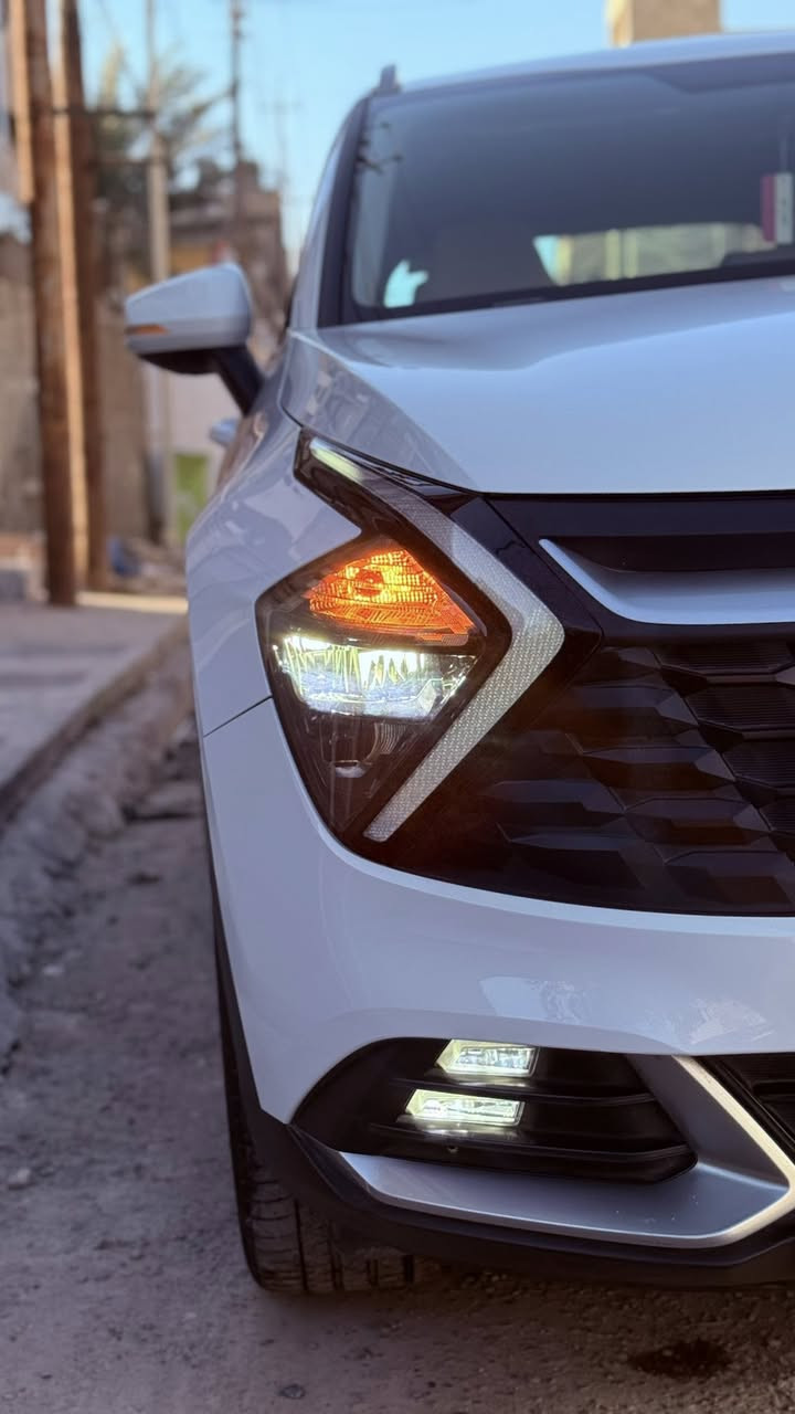 كيا سبورتج ٢٠٢٢ خليجي وكالة وضمان الشركة الدولية بسمي ماشية ٤٠ الف
مكينه ٢٠٠٠ جديدة بمعنى الكلمة 
السعر ٢١٢ بيها مجال بسيط
هزه وسنويه بسمي رقم بغداد الانكليزي
بغداد حي الاعلام 
***********
