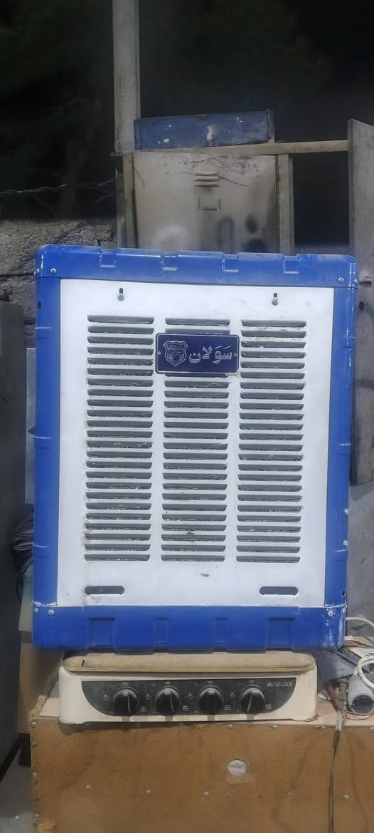 مستعمله صيفيه وحدة حجم واحد ونص
سعر 100 الف دهوك گري باصي ***********

