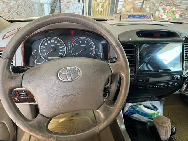 سلا عليكم
لاندكروزر برادو🔥⚔️
الموديل/2007✨
المحرك 6سلندر جديد
التبريد/3قطع❄️ 
عدد الركاب /7🧍🧍🧍🧍🧍🧍🧍
/شاشة بلوتوث🌏
/فورويل4+4💪
مثبت سرعة 
السياره مكفوله من الصبغ كما بالسونار المرفق
السعر١٦٠ وبيها مجال قليل حق الجيه.
بالبصرة *********** 
بيع مستعجل
