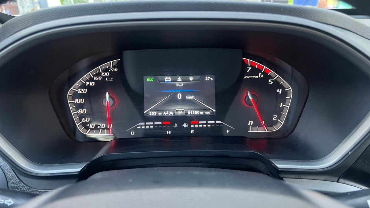 السلام عليكم 
للبيع شانجان هنتر بيك اب 
موديل 2024
رقم أربيل
كفالة عامه على وضع الشركة كير محرك تبريد وكشر فقط شخط 
ماشيه 61 الف 
داخل الضمان الخاص بالشركة
محرك مسيوبيشي 4 سلندر

مواصفات
بصمة
فور ويل 4*4
كير اوتوماتيك+عادي 
تحكم ستيرين جهتين
شاشة وسطيه مركزية
كيچات ديجتال
نظام oto start
نظام eco
نظام sport
ايرباگات عدد6
ايرباگات كشنات
سمعات بالتكم
رادار امامي خلفي
حساسات خلفية
كشنات كهرباء أسود
تحكم شفط المري
لايت زنون
كامره مري
بصمات الابواب عدد2
ويل كروم حجم 18
لد امامي وخلفي
دفع امامي وخلفي
كراسي ثنين كهرباء 
وبيها بعد هواي مواصفات
اضافات شخصيه سلايت بدي كلفني مليونين

السعر :، 30،000 مليون 
للاتصال 
***********
