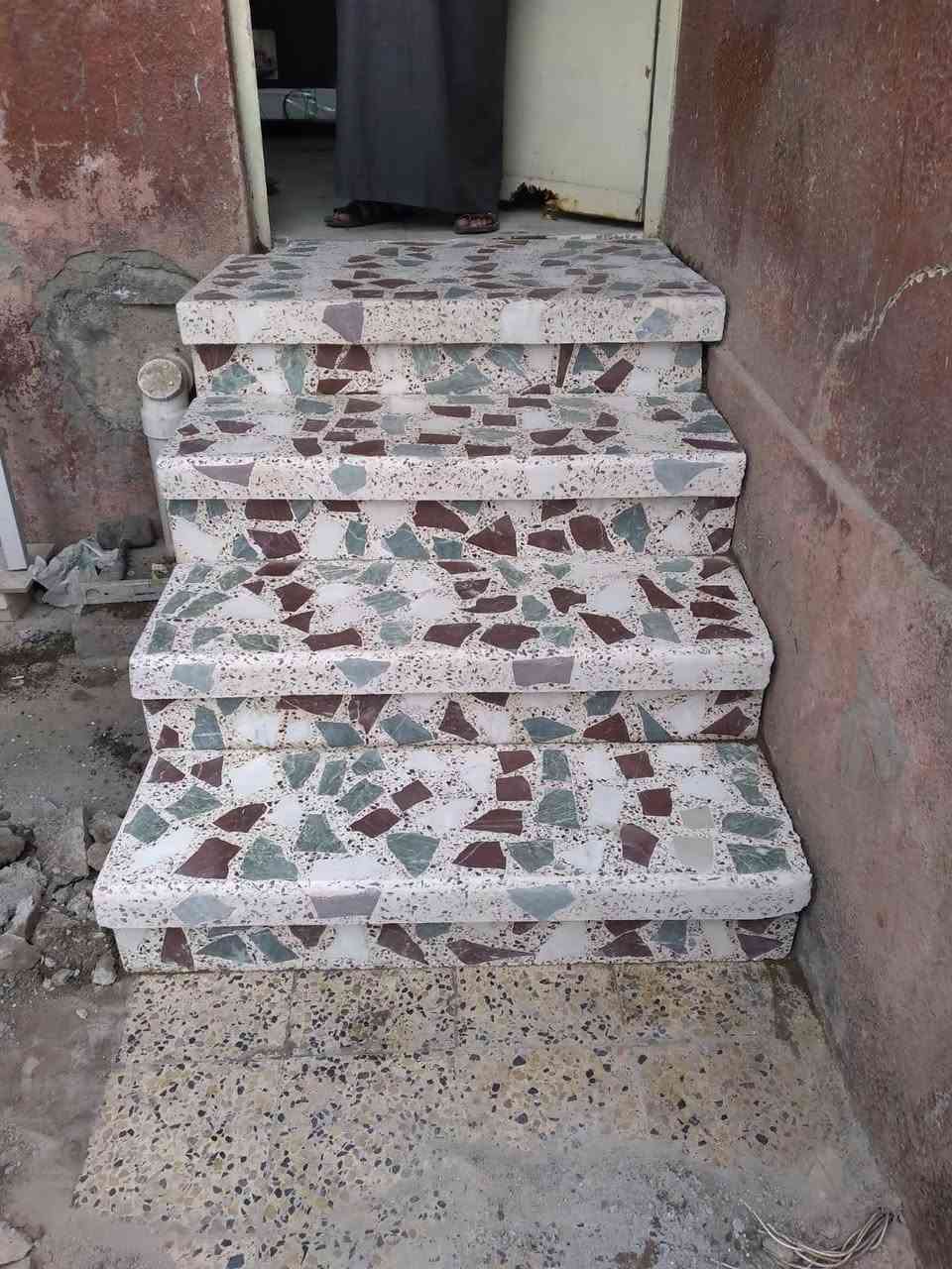 معمل الشروق لإنتاج البايات بكافه انواعها التعليق والتغليف ومن افضل المواد وسمعت السعودية الملوث  ا الجانب الايمن باداره صالح ابو مثنى***********
