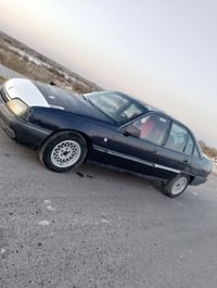 اوبل اوميغا • ١٩٨٨ • تحويل مباشر