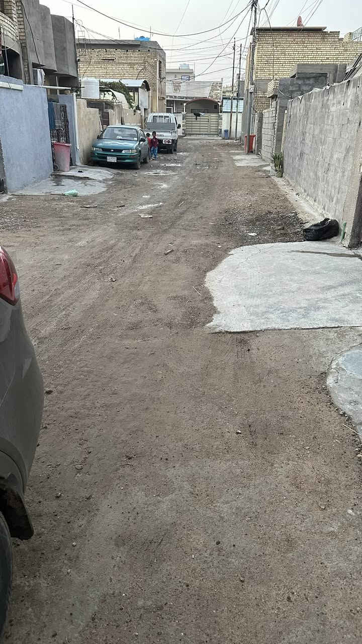 السلام عليكم قطعة ارض زراعي للبيع سند٢٥ بمنطقة السويب بفرع عقيل ابو الدهن المساحة ١٢٠ واجهة ٧ ونزال ١٧ المنطقة كاملة من الماء والمجاري والكهرباء السعر ٣٣ وبيه مجال الاتصال على الوات ساب ***********
