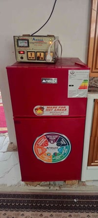 ثلاجه زغير • استخدام قليل • ضعف الكهرباء