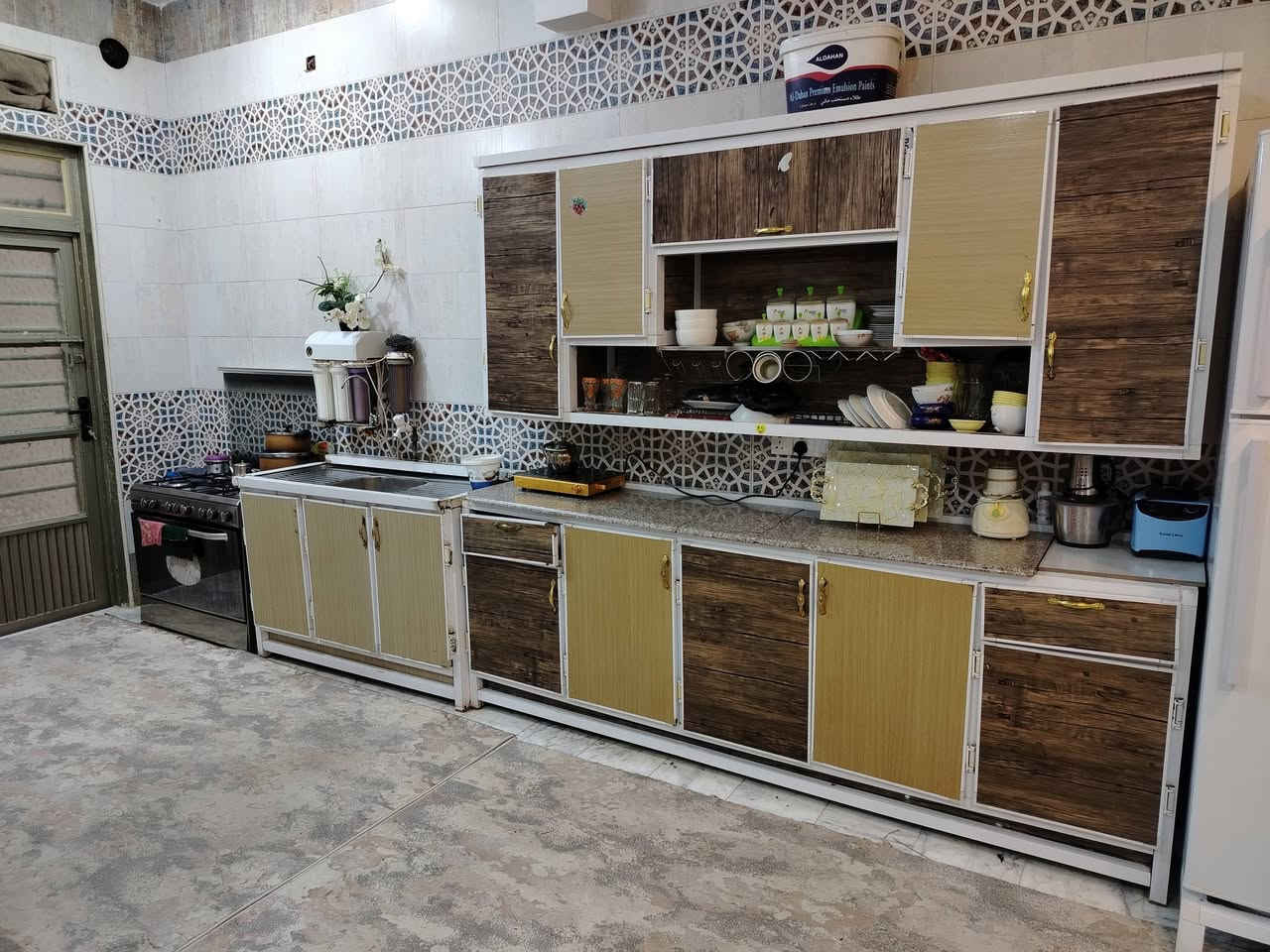 كاونتر مترين ونص و سنك متر ونص
سعر ٢٠٠ ألف


**إذا كنت صاحب هذا الإعلان وتريد حذفه لأي سبب، رجاءا أرسل رسالة إلى الدعم الفني**