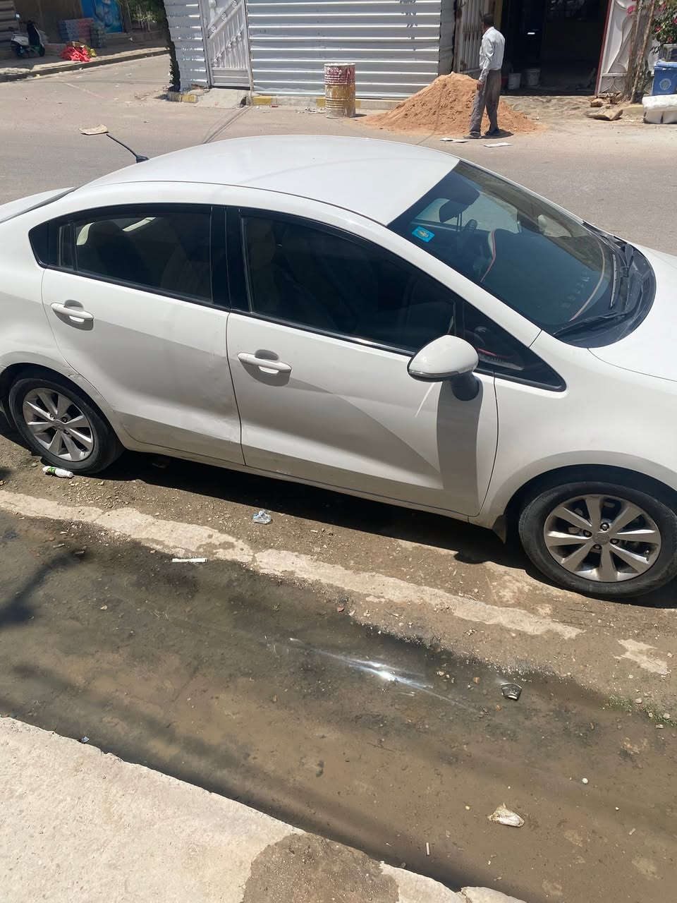 كيا ريو 13 خليجي فول مواصفات عده الفتحه مكفوله عامه قطره صبغ مابيها ولا بارد فقط طخه بسيطه بلباب محرك 1600 قطرتين  مري شفط اشاير بلمري هواي مواصفات  مكينه كير  تبريد جاهز  سعر 92 بيها مجال  بغداد التراث تقاطع درويش ***********
