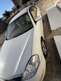 للبيع سافران 2011 سياره بيها قطعتين صبغ  جاملغ الامامي ونصف باب   حداد...