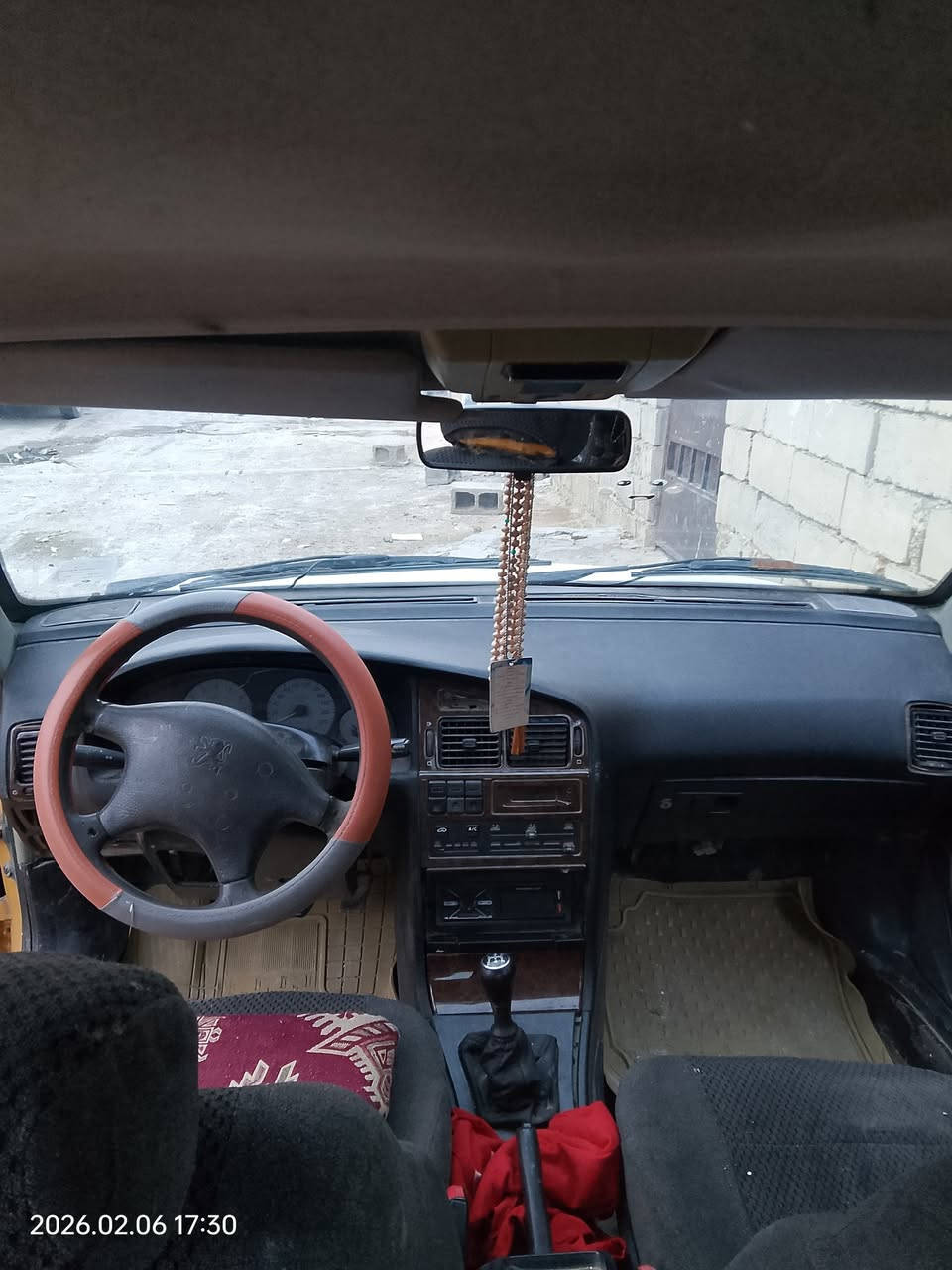 السلام عليكم بيجو باص 2015 لبيع مكانه البغداد الحسينية سياره ماعايزه سياره نظيفه سعره15بيه مجال بصيط  سياره خير من الله  *********** مامتواجد على الفيس
