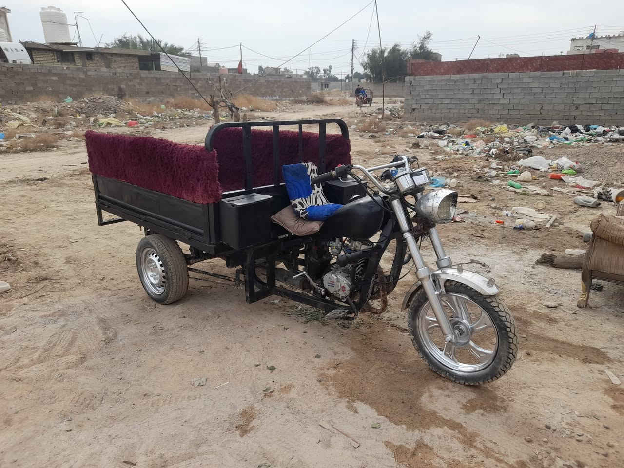 السلام عليكم 
ستوته للبيع جمرة
موديل 2018والمكينه بيه 2023
الستوته كامله كبل للشارع 
يرادلهة ترتيب شويه 
الركبه ملحومه 
المكان بغداد جسر ديالى القديم
***********سعر700وبيها مجال
