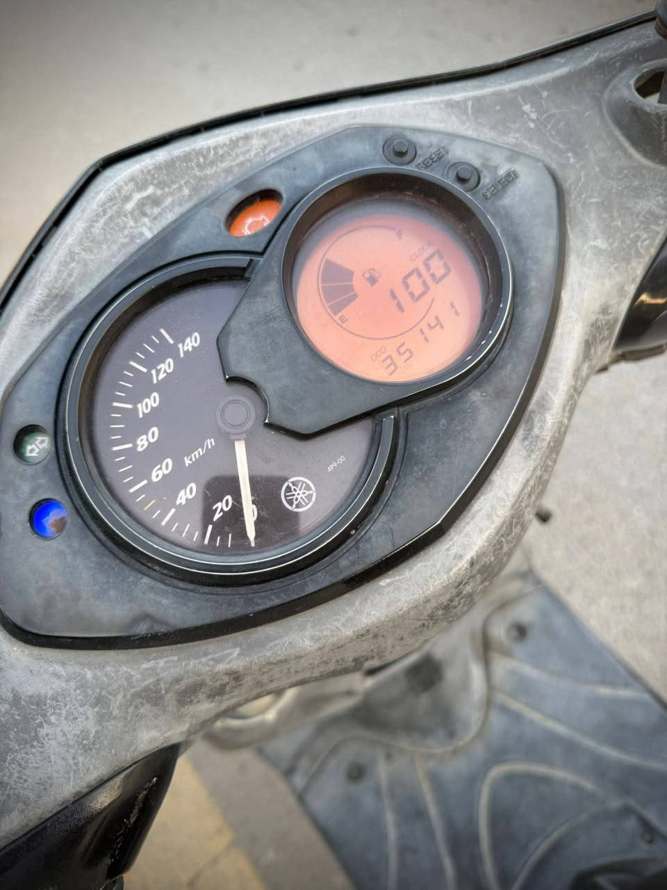 سكنز فحل خطين دراجه جديده وكل نقص مابيها  كامله مكمله سعر750 وبيها مجال قليل بغداد البياع
***********
