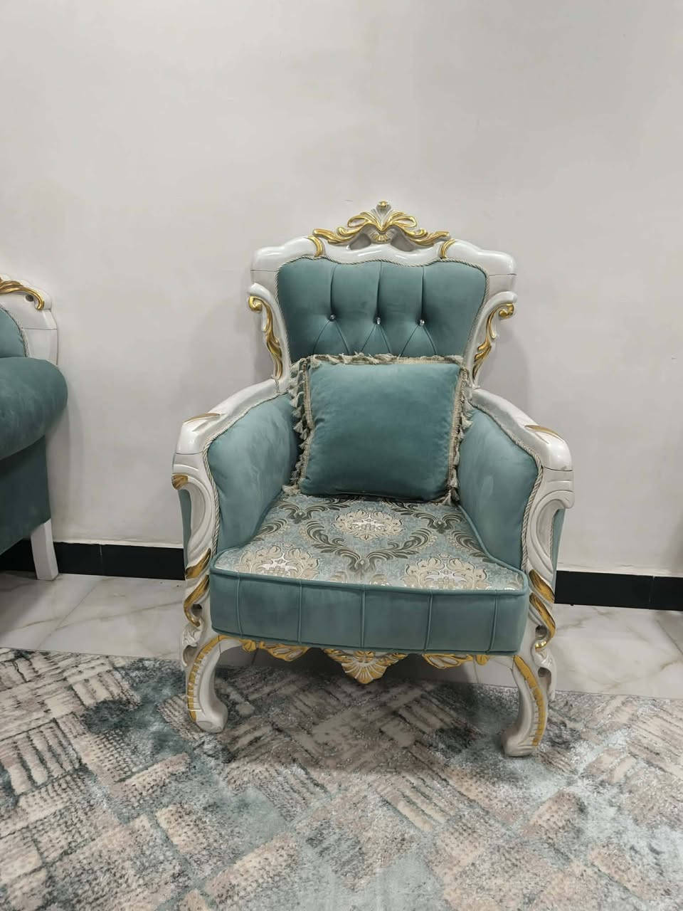 السلام عليكم 
تخم درجة اولى للبيع جديد ما مستخدم قليل كلش صار شهر  من ماخذي ست قطع اربع ام النفر و 2 كبار  مكاني بغداد الراشدية 
للاستفسار على الرقم ***********يتوفر واتساب 
((((((((ما متواجد على الخاص)))))))
