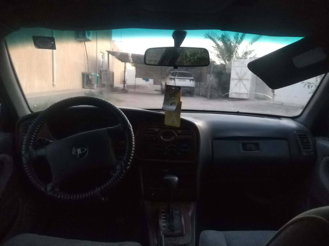 برنس موديل ٩٦ كير ومكينه تعهد 
سياره رقم بغداد 
اتعهد تحويل ثاني يوم 
سعر مناسب 
***********
