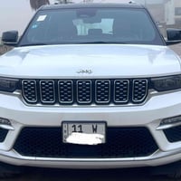 للبيع جيب سومت ٢٠٢٣خليجي وكالة هارلم مكفولة  ماشية 25miشاشات نضام صوتي...