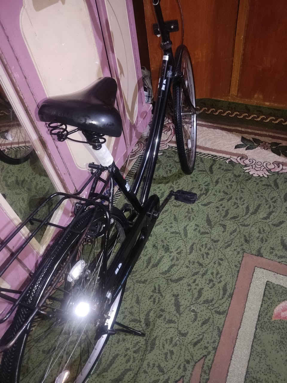 سلام عليكم باسكل للبيع سعر 120وبي مجال قليل حك الجيه باسكل للبيعغراضه كامله شراي يجي خاص هذه رقمي ***********
