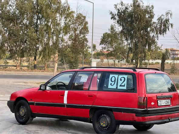 ئۆپڵ ئۆمیگا🌹
سەنەوی هەتا 2029 تازەیە
سەنەوی هەتا ٢٠٢٩ تازەیە  کۆبۆن بەنزینی هەیە 🌹
بئ بۆیاخ بئ لێدراو 📦
مۆدیل 1992 
مەکینە 20 گێڕ عادی  گێڕ و مەکینەی لۆک لۆک 📦
هەموو گیانی ئیش ئەکات زپر لۆک ماوەتەوە خیاساتی نیە هیلال و دۆسەی بیلادیە 📦
تاقم پێشو دوای تازە دامگردووە چرکەی تیا نیە 📦
هەموو  گیانی ئیش ئەکات ناو گێچی هەمووی ئیش ئەکات  عەینەو کلاجیم تازە گۆڕیوە 📦💣
هەموو گیانی لەسەر دەقی بیلادیە سعری تەنها 33 گەڵا 💣 
***********📞
*********** 📞
