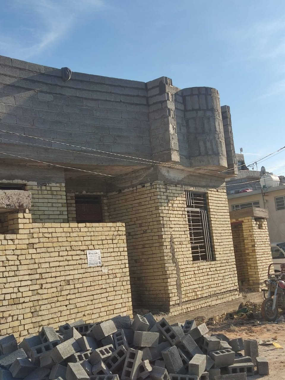 سلام عليكم خلفات بناء طابوك بلوك شغل درجة اولى كربلاء ***********
