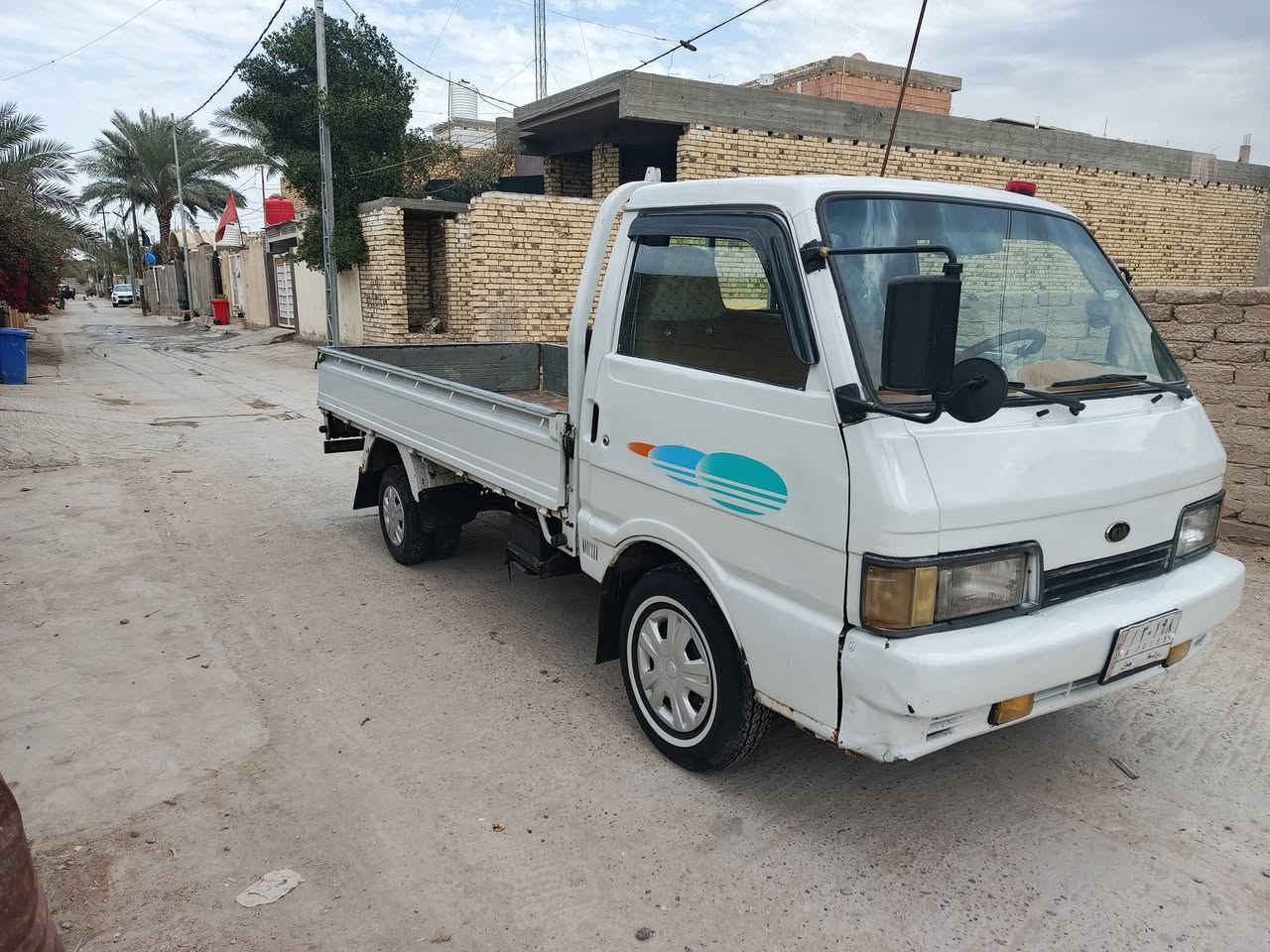 اللهم صلي على محمد وآل محمد 🌺
السلام عليكم سياره بنكو موديل94سياره مال جناي خير من الله تخم تاير بچيس كير ومكينه خير من الله بور جديد كهربائيات كلها شغاله صدر نضيف سياره ماذب عليها ربع كبل لشارع 
سعرها 45وبيها مجال حك جيه 
المكان/ حله ورديه خارج يم معمل ابو كيره
رقم الهاتف /***********
