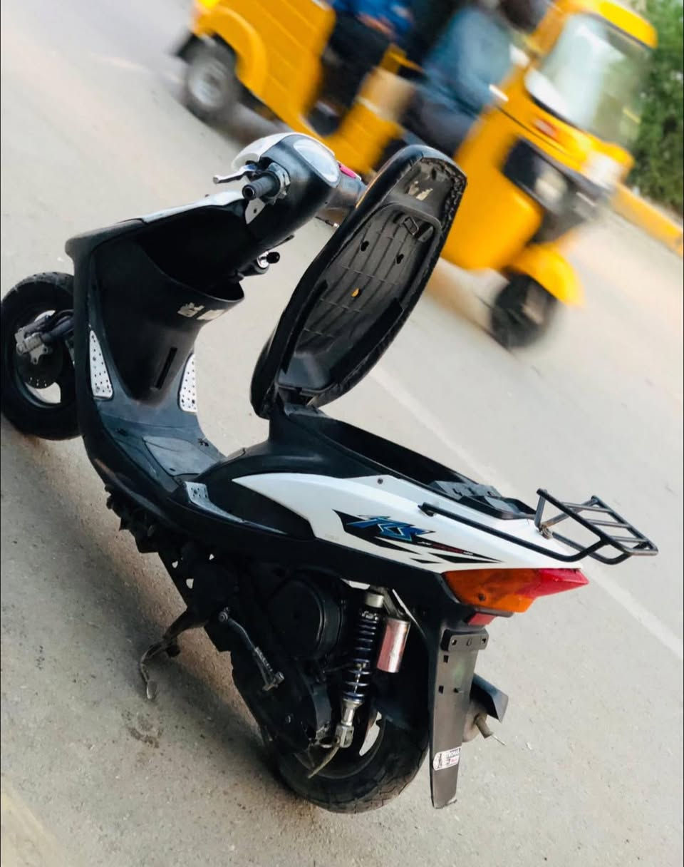 السلام عليكم شباب دراجه للبيع ماكس عدله ما مفتوحه شرط كلشي شقال سلف كهربائيات دراجه حلوه ناعمه مكان بصره السعر 400 محتاج حيل هاذ رقمي ***********
