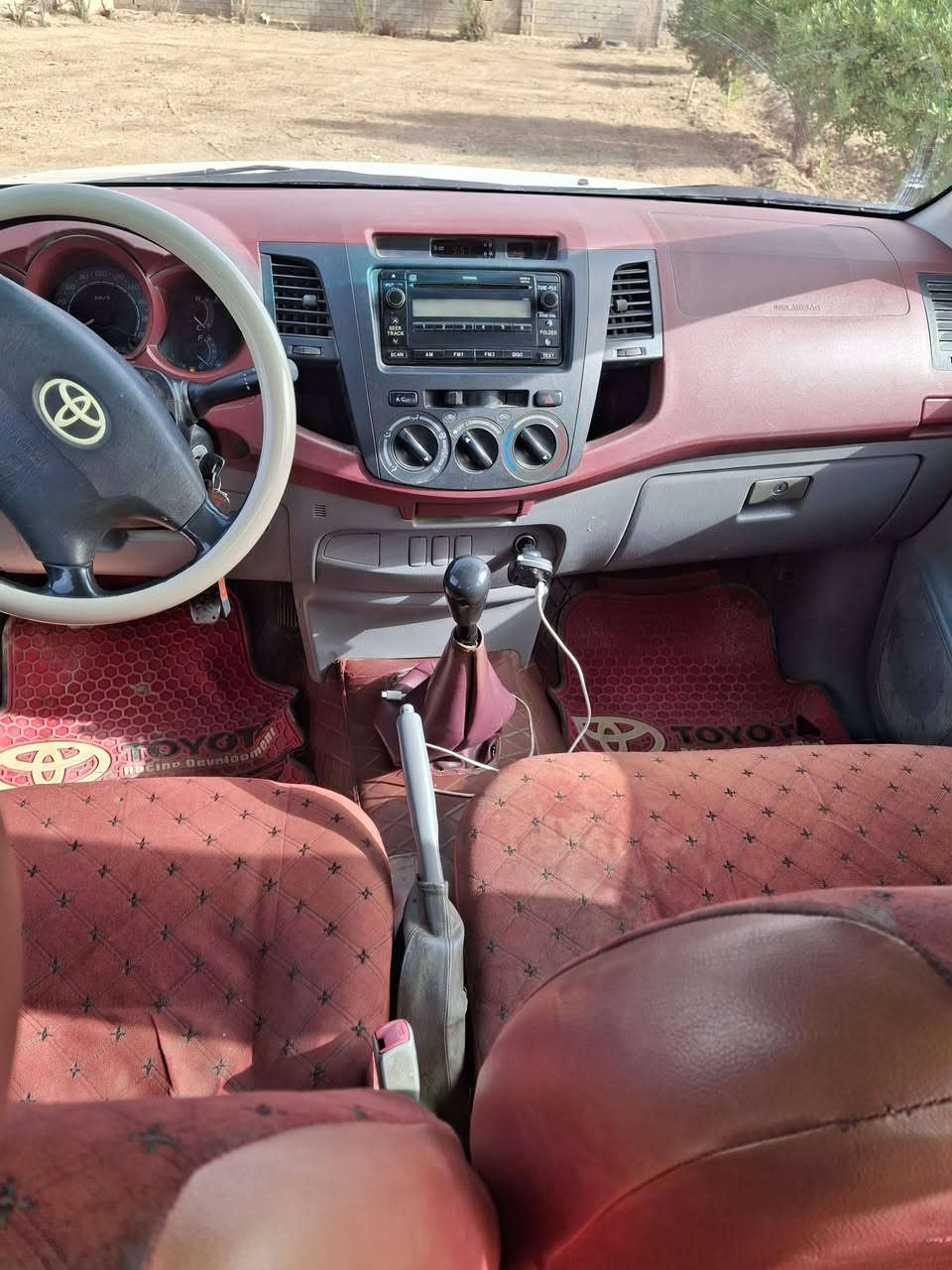 السلام عليكم بيكم هايلوكس ٢٠١١ رقم بغداد سياره بأسمي سنويه لل٣٠
سياره بيهه جامرلغ خلفي صبغ وبارد الجهتين  وأبو سونار  يكول بنيد مبدل بس امانه بس مفتوح مامبدل  صارله ١٠ سنين عندي محرك بي تنقيص مكان السياره( ديالى  تقاطع سياحي كنعان)  السعر ١٦٥ وبيهه مجال ***********
