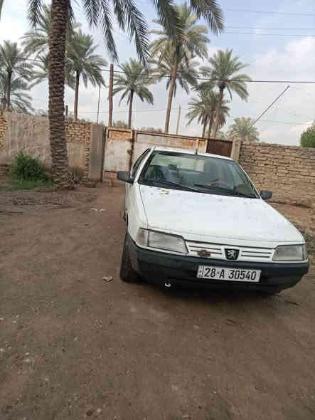 السلام عليكم بيجو روى لبيع موديل 2009 كير مكينه اكسن تخم تاير رقم انكليزي بسمي  ملاحظه النمره أوله والثالثه إمرار اتفلت   مرات لا السعر 27 الاتصال على هذه الرقم ***********
