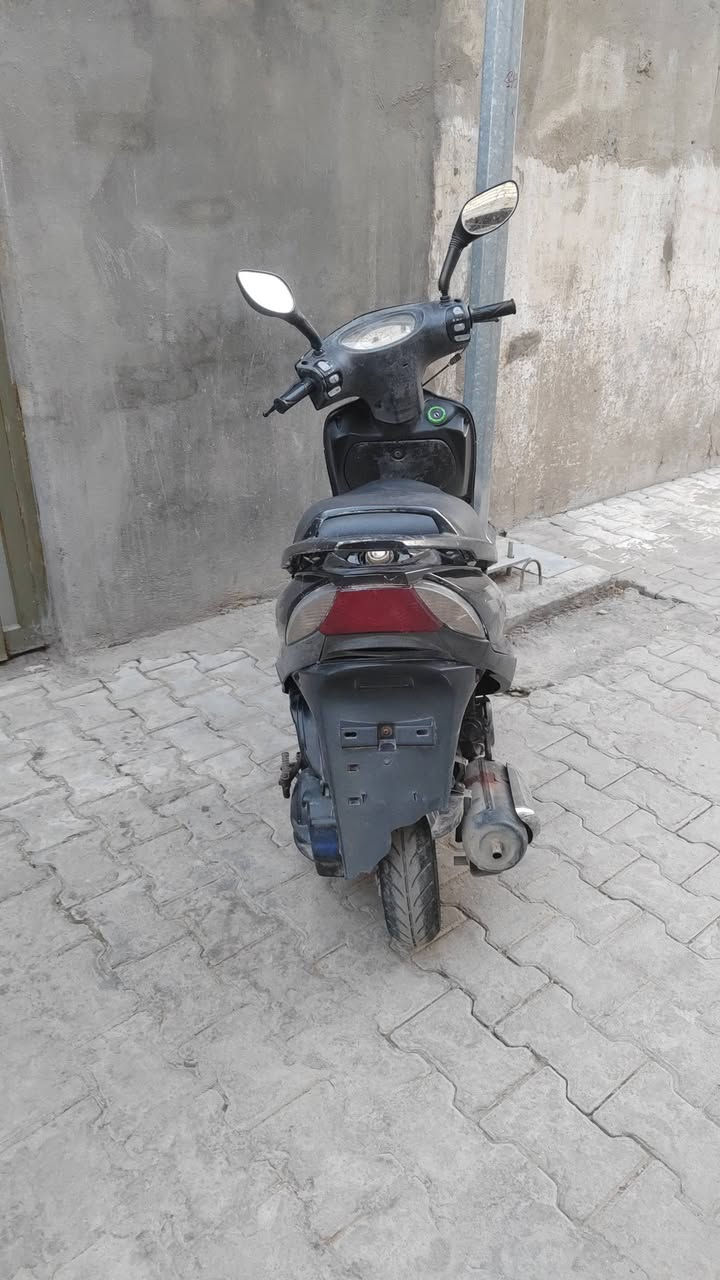 دراجه ماكس 140 كفر ومكينه مكفوله المكان الغزاليه سعر 500 وبيها مجال حك الجيه ***********
دراجه حلوه نكره سلف بس يراد ملاحضات شويه
