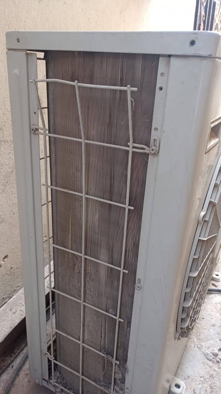 سبلت ٣ طن طحان شرط شغل مستعمل سنه وحده ٨٠٠ وبيه مجال بيع مستعجل ***********
