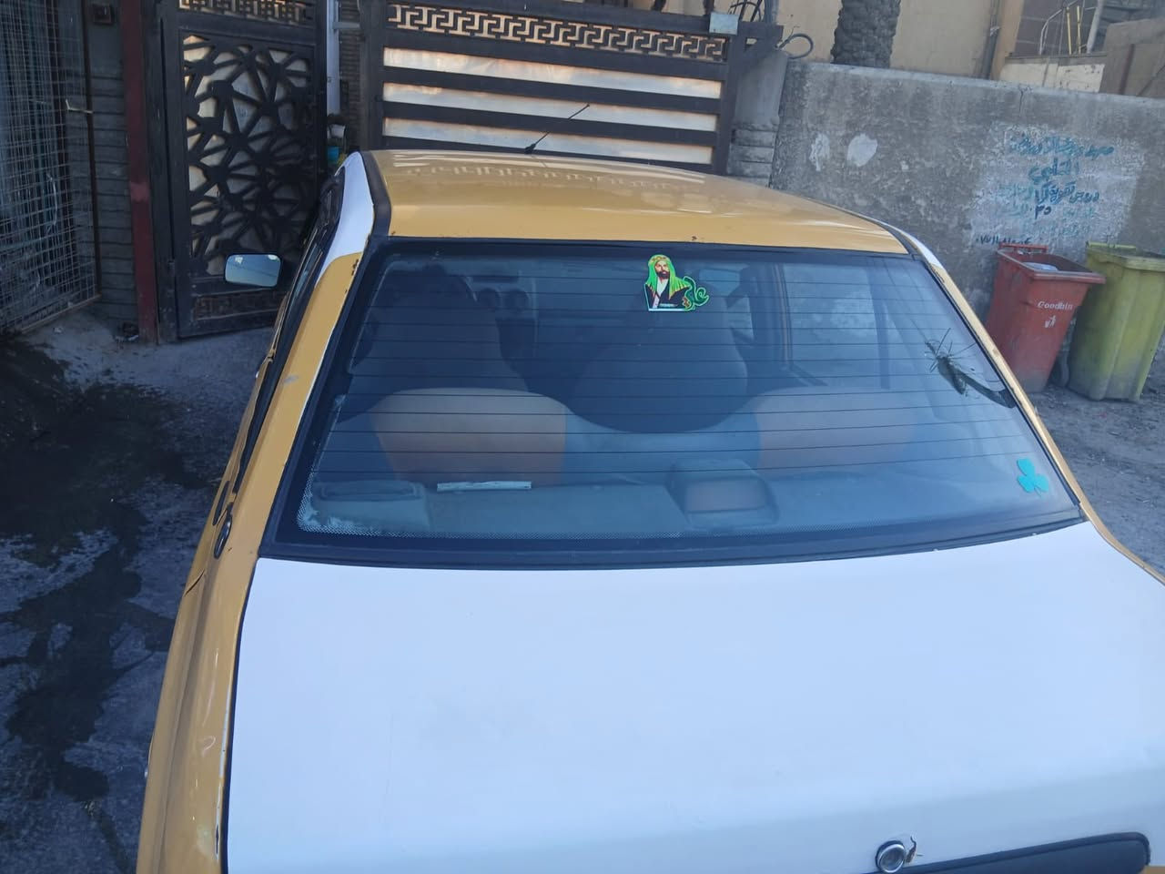 سايبه بيع ومراوس٢.١٣ حادث باب ورى السايق السيارة جاهزة كير مكينه تاير صدر شواصي ***********السعر27وبيهة مجال
