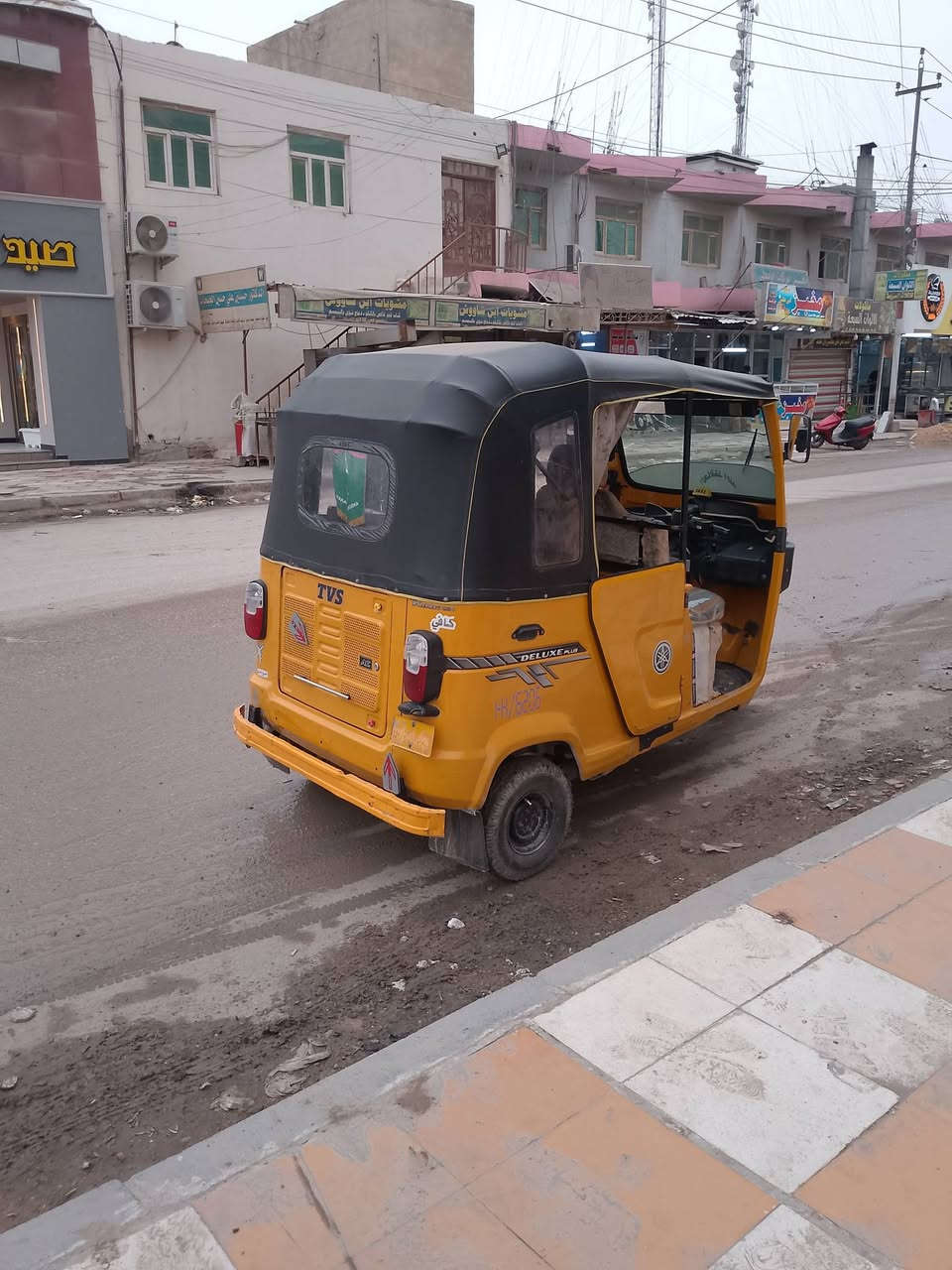 تكتك للبيع موديل 21 شهر السادس اوراق تخم تاير جديد كهرباء كلها شغاله كشر مكفول بيه لسعات يم الجاملغ مكينه جديده موديل 25 العنوان بابل الحمزه الغربي السعر  6.500غير متواجد على الفيس التواصل على رقمي ***********
