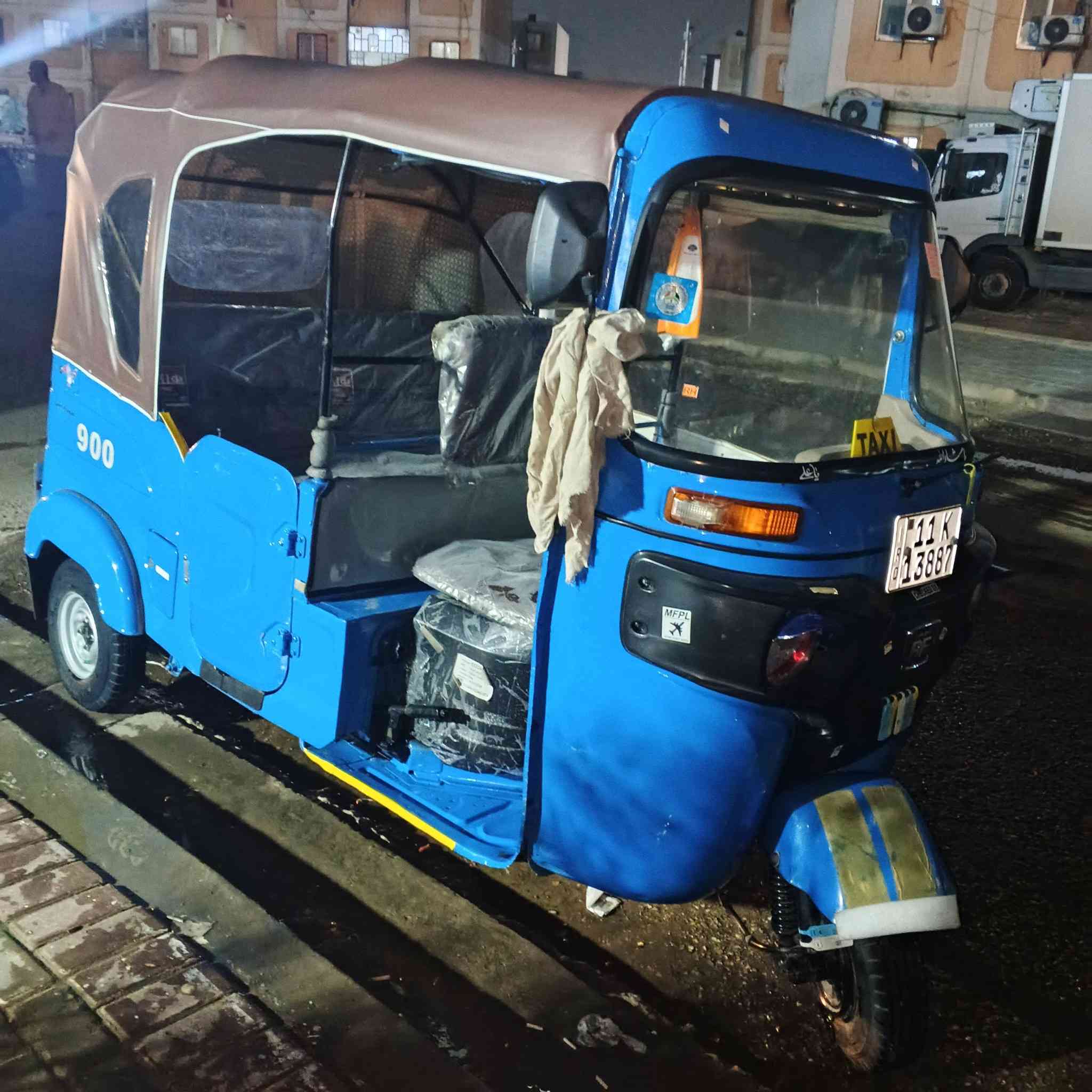 السلام عليكم تكتك للبيع موديل 2021 بأسمي تحويل ثاني يوم مجفت بوش وبستم + ضربه بارد بالغد وصبغ 4 اصابع بالصفحه السعر خاص ***********
