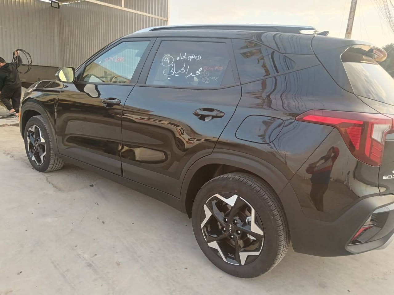 السلام عليكم
سليتوز 2025حادثه دعاميه امامي وجاملغ الايسر بدون دواخل فول موصفات 

ماشيه18  مكينه ٢٠٠٠ دوش

بصمه

فور ويل
كشنات جلد

كشن تدفئه

رادارات 

لد امامي خلفي

حساس

مودات قياده 

شاشه

كامره

تحكمات 

تبريد قطعتين

اشاير بالمري

السياره دخول جديد تترقم جميع المحافظات   مكان السياره بغداد بسعر جدآ مناسب مستعجل علبيع***********
