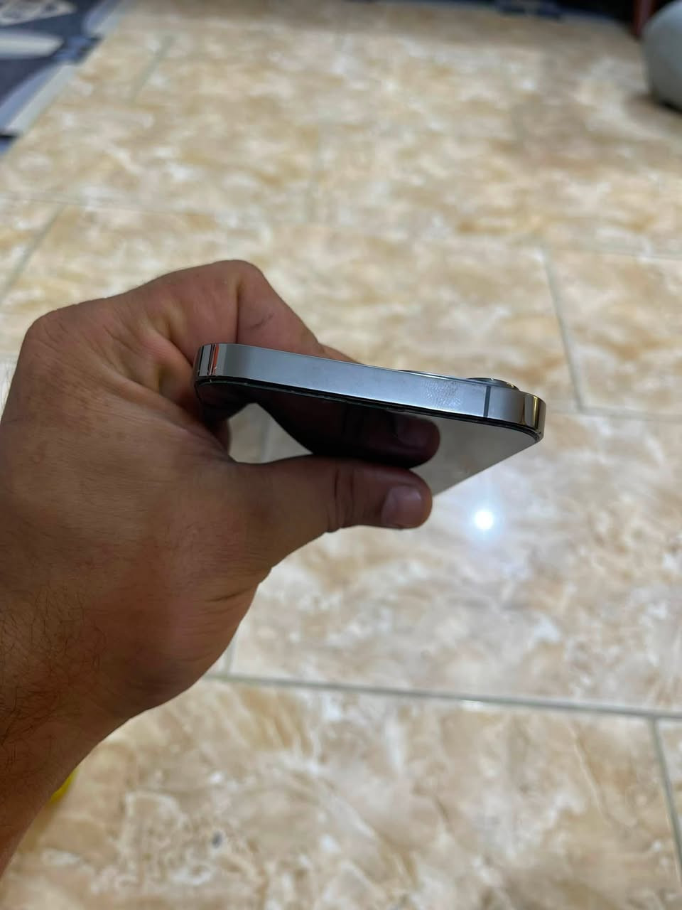 سلام عليكم
للبيع ايفون 13 برو ماكس نظيف كلش بلادي ممفتوح بطارية 85 بلاديه بي بس لكلاسه مال شاشة مفطوره مماثره ع جهاز نهائياً ولجهاز كلش نظيف السعر 600 عنواني الدوره 
رقمي ***********
