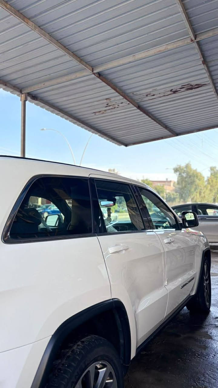 السلام عليكم 
جيب لاريدو 2017للبيع او مراوس 
ضرر جاملغ سائق نص صبغ باب السائق نص صبغ  اوجاملغ السكن صبغ 
ماشيه 170
فول ويل
هزه سنويه كله جديد
سعر 207وبيه مجال
مكاني كركوك 
***********
