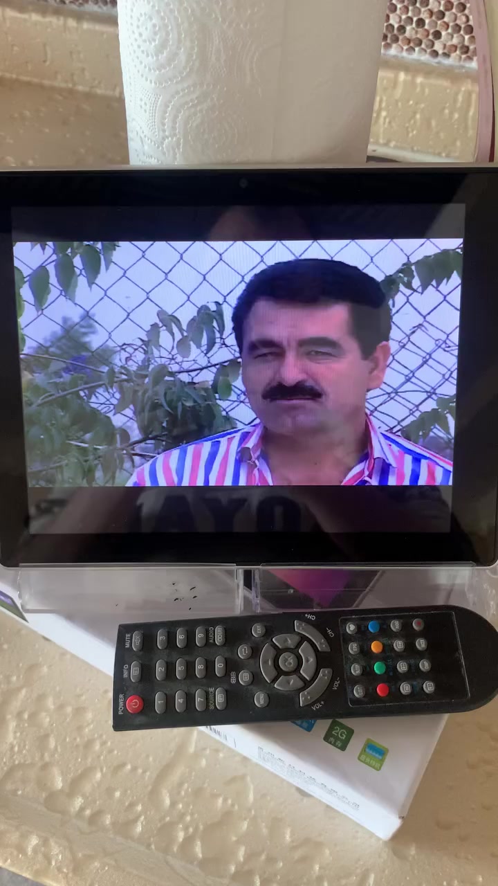 للبيع شاشة سمارت مع ملحقاته يعمل على شحن منفذ hd للستلايت وموبايل ويوتيوب واي فاي برامج وكنترول يوجد توصيل كل العراق (شراي يراسلني على خاص)


**إذا كنت صاحب هذا الإعلان وتريد حذفه لأي سبب، رجاءا أرسل رسالة إلى الدعم الفني**