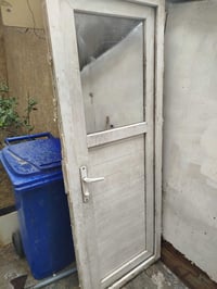 باب • ديكور منزلي