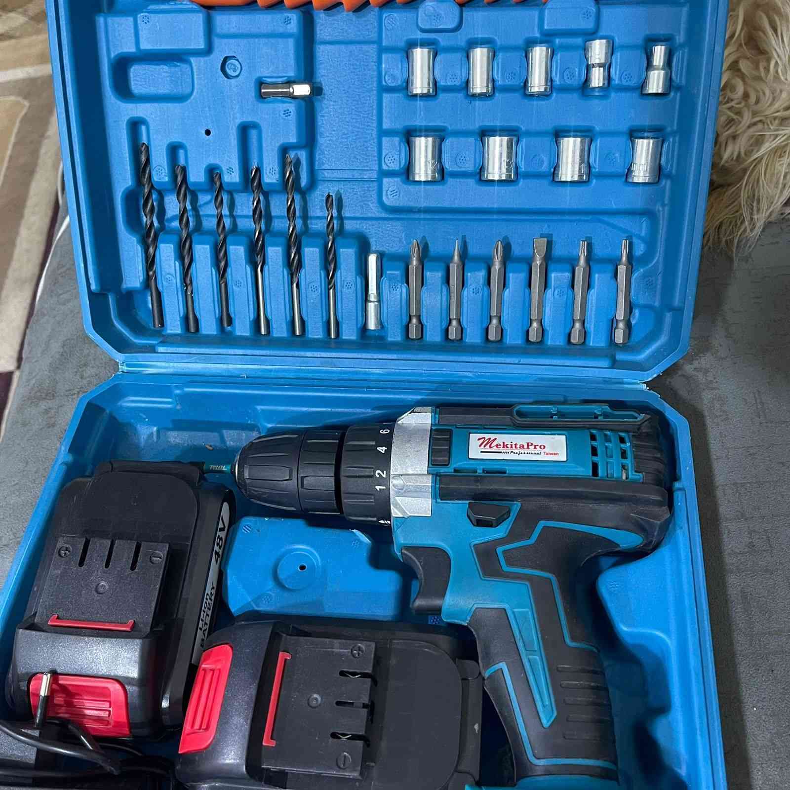 دريل امزون كامل معدات وملحقات كلشي بي سعرة 30
بسطال قياس 43 ما مستعمل بدون كارتون سعرة35
دوشك نفرين نضيف سعرة70
***********
