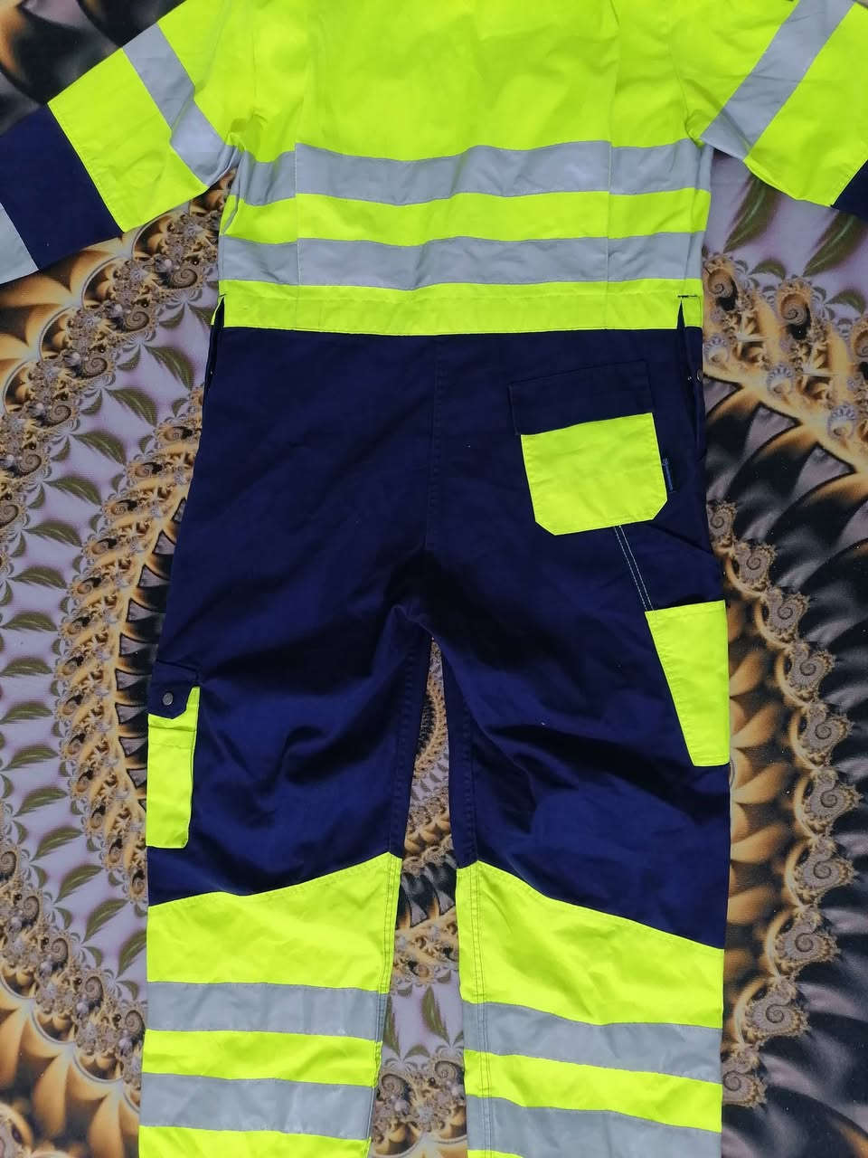 قياس XL                        مع التوصيل 25


**إذا كنت صاحب هذا الإعلان وتريد حذفه لأي سبب، رجاءا أرسل رسالة إلى الدعم الفني**