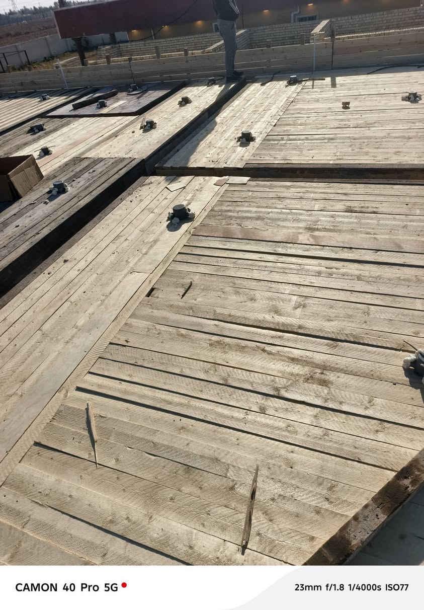 سلام عليكم غالب للبيع مساحه 350 متر
موجود بغداد دوره رقم تليفون واتس وتصال ***********
