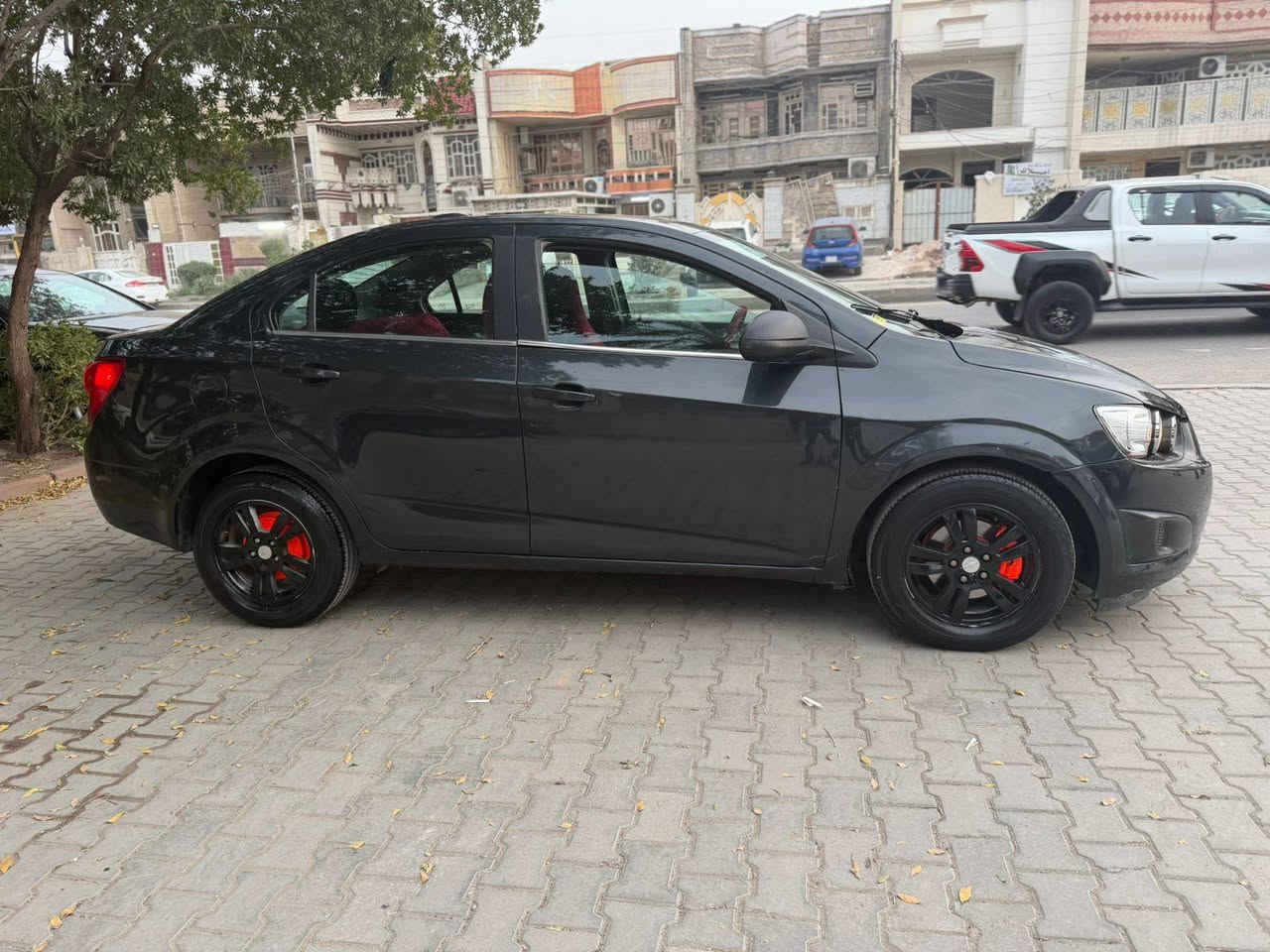 للبيع شوفرليت سونك
موديل2016 وارد امريكي
كير مكينه كفاله شرط الفحص
مكينه1800 المرغوب
كير 7 نمر 
شاشه كار بلي كامره دواره
تحكمات ستيرن 4 جهات 
ويل كل رياضي 
حساس خلفي مري كهرباء
تخم تاير باتري جديد
السياره بيه اربع قطع صبغ فقط بدون دواخل 
مكان السياره بغداد 
سعر 62
وهذه رقمي***********
