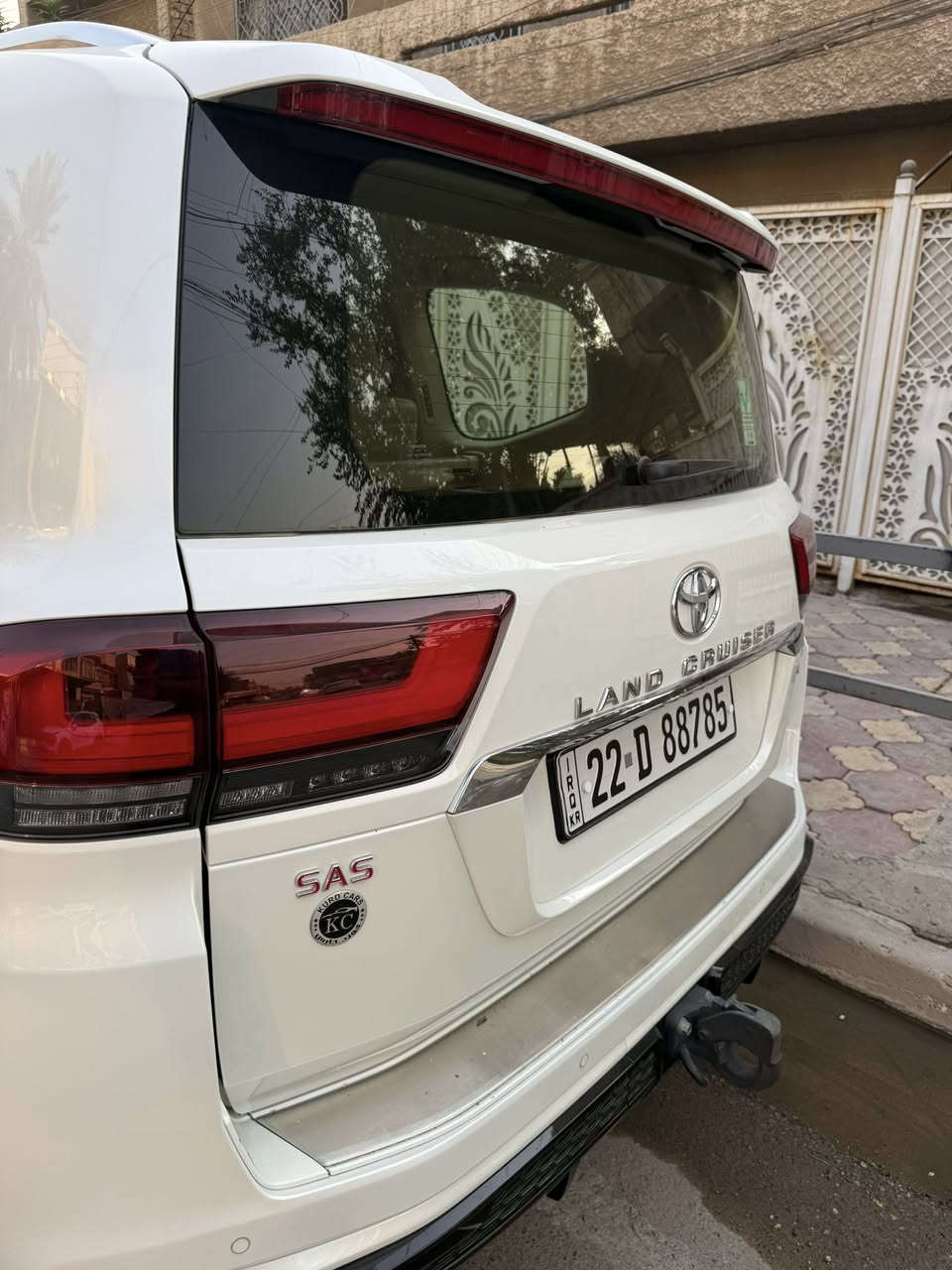 لاندكروز ٢٠٢٣ vx شركة ساز 
مكينة ٤٠٠٠ تنفس طبيعي 
كشنات تدفئة تبريد 
كشنات الخلفية كهرباىية 
خزن ميموري 
كاميرات محيطية ٣٦٠ درجة
بيه بي دي آر إصبع بباب السايق 
رقم أربيل باسمي 
ماشية ٥٥٠٠٠
مكان السيارة بغداد العامريه 
السعر ٦٩٠٠٠$ 
للاستفسار ***********
