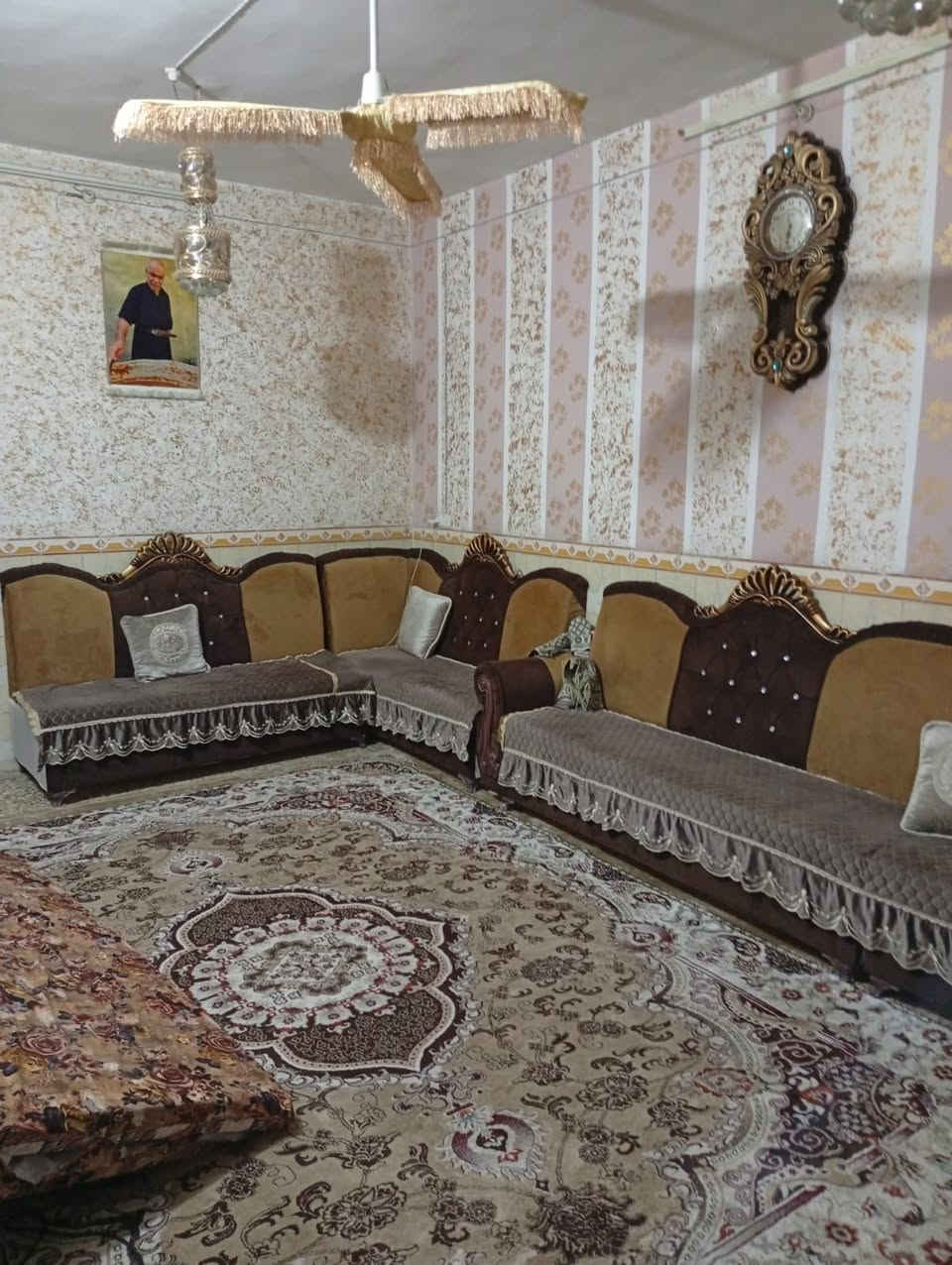 بيت للبيع طابو زراعي سند 25 الموقع المحاويل حي الأسرى قرب نهر المحاويل المساحة 230 م تفاصيل البيت مذكوره داخل المقطع الفيديو .. السعر 70 قابل للتفاوض للاستفسار الاتصال على الرقم الهاتف ***********
