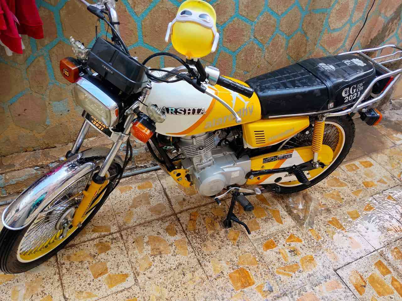 دراجه اربعه كير ارشه موديل 21 طالعه ب 23
دراجه اوارق اصولي وكيله العارضي دراجه ما متعوبه مكينه نضيفه 900 وبيه مجال 
موجود واتساب ***********
