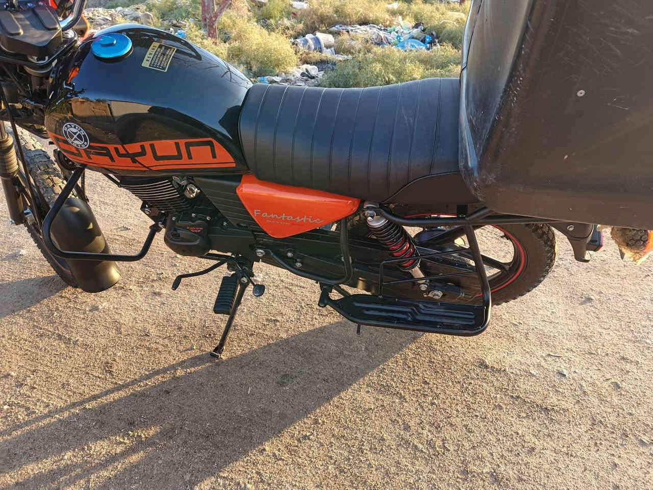 سلام عليكم دراجه دايون للبيع موديل 2025  دراجه رقم أربيل لوحات ثنين انكليزي دراجه اخت الزيرو ماشيه 150
ويل 18 محرك 200 سعر2350 وبيها مجال
مكاني النجف مكلف بنشر
موجود تصال وتساب ***********
