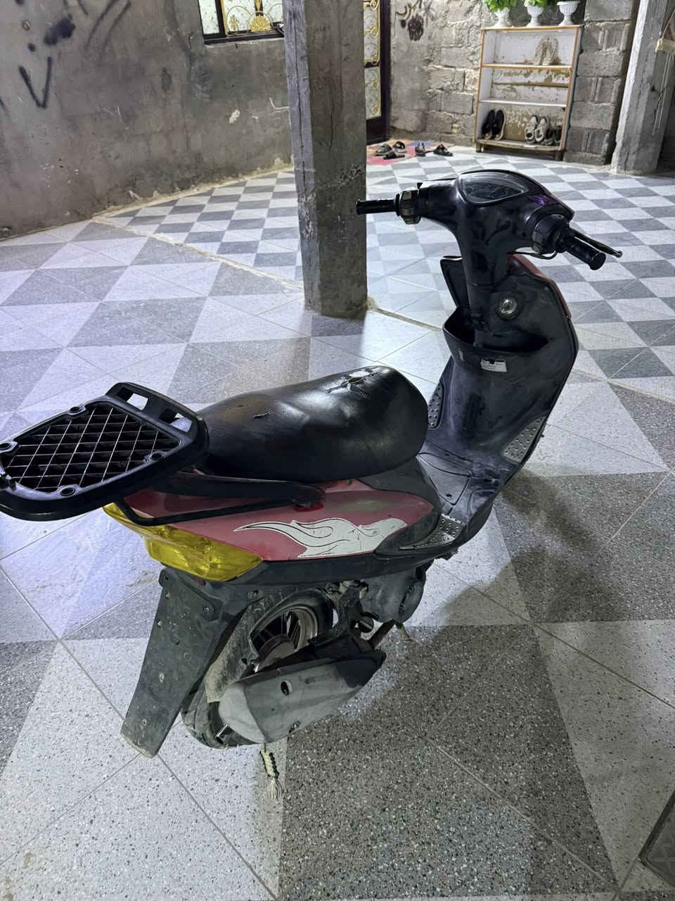 السلام عليكم دراجه ماكس عدله كفاله عامه مكينه برغي مامفتوح بيها شرط شلعه ومعدل كلها ختم واحد ويه المكينه مكاني حصوه ***********
