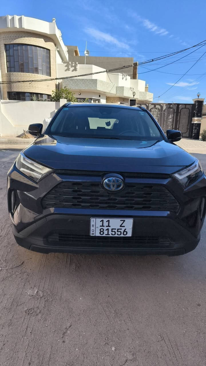 راف فور 2024
Xle ماشيه 54الف كيلو هايبرد 
السعر235
***********
