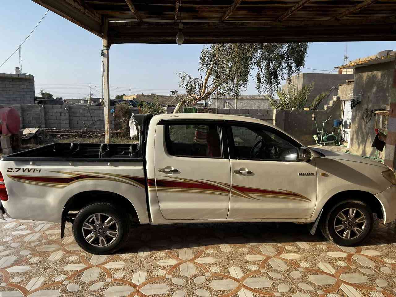 افلاونزه 2010 للبيع محرك ينقص سياره مكلوبه ومعمره تبريد شغال سياره بسمنه تحويل مباشر استفسار اتصل وتدلل السعر 107 وبيهه مجال البصره الدير ***********
