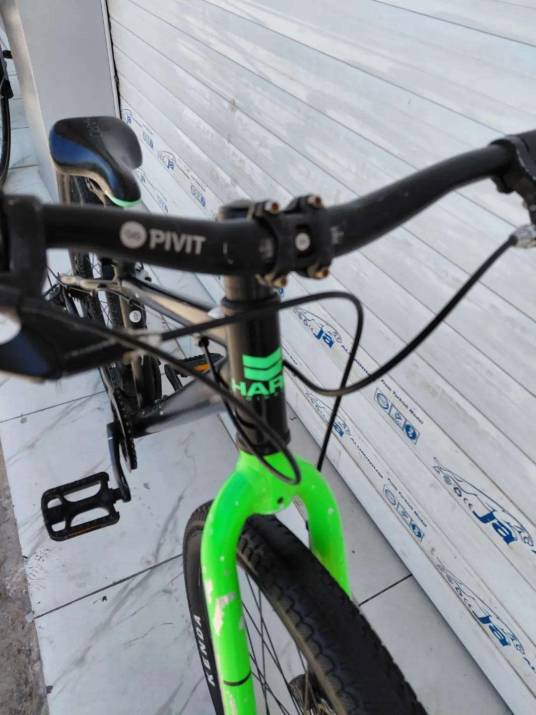 HARO حجم 24 فول المنيوم دراجة مميزة واحترافية 7 سرعات من SHIMANO السعر 215 الف شامل التوصيل    ✈يوجد توصيل لجميع المحافضات ✈ كركوك مدخل سايدين حي الاسرى والمفقودين  معرض ابو شيفان ( *********** )

