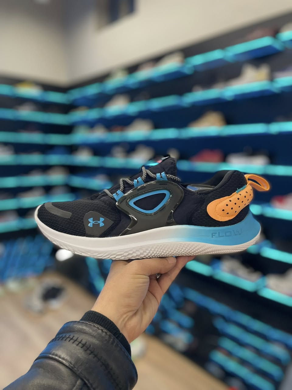 مجموعة قطع احذية باله امريكي النظافة جداً عاليه جميع القطع اصليه 100%✅
القياس والسعر اسفل كل صوره 👌🏼
متوفر خدمه توصيل جميع محافظات العراق 🚗
اي اشكال بلقطعه ترجع بيد المندوب 👍🏻
العنوان:- بغداد السيديه شارع التجاري شارع لامن 📍
للحجز ولاستفسار:- ***********
